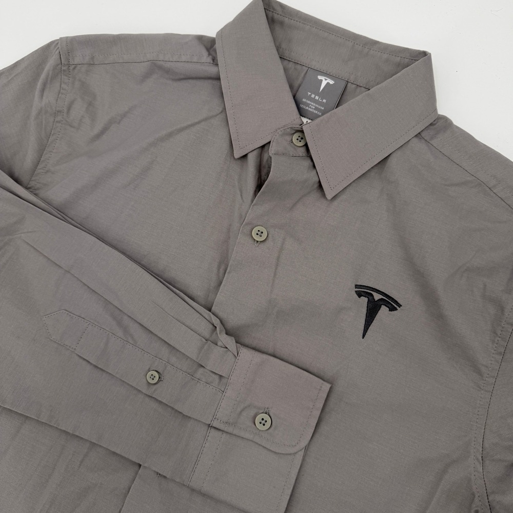 Tesla Mens Gray Button Up Long Sleeve Shirt Embroidered Logo Small Techwear Elon